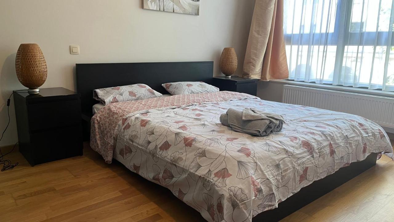 Duplex Tres Agreable Et Tres Calme Apartment Брюксел Екстериор снимка