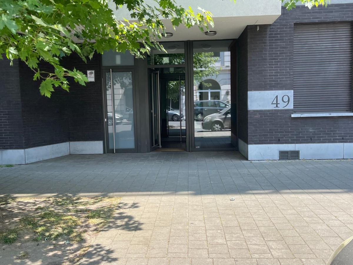 Duplex Tres Agreable Et Tres Calme Apartment Брюксел Екстериор снимка